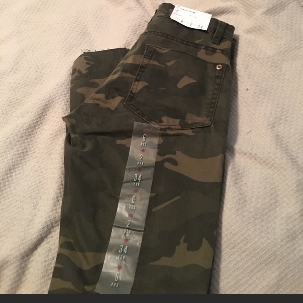 Camo pants